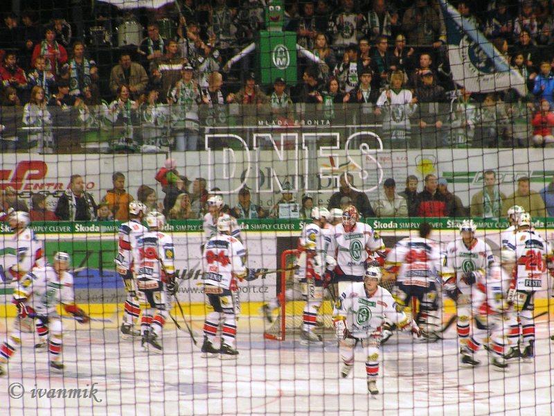 14.11.08 Boleslav x Moeller 012.JPG