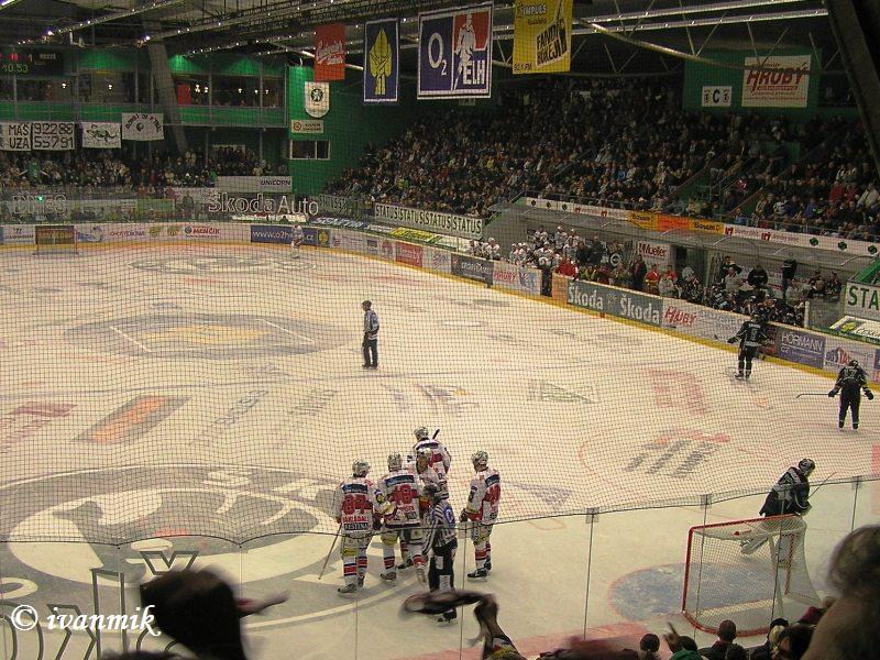 14.11.08 Boleslav x Moeller 019.JPG