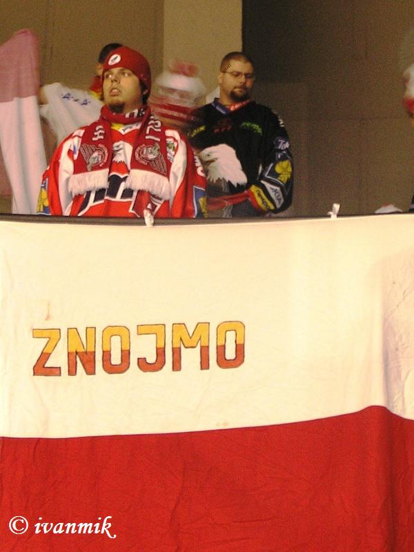 7.12.08 moeller pardubice x znojemští orli 009.JPG