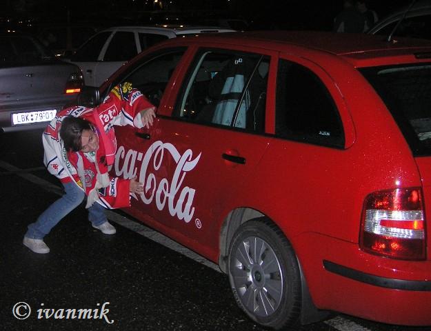 Tak se projevuje Klárčina závislost na cocacole